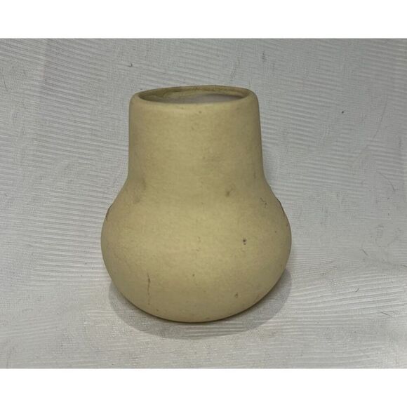 Vintage Art Pottery Crafted Vase Signed 4.5”T 2.5”D Hand Painted Crafted - Picture 3 of 8